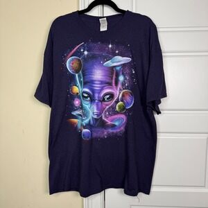 Alien Galaxy Graphic T-Shirt Mens 2XL Purple Space UFO Sci-Fi Extraterrestrial